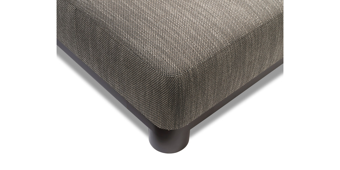 Bold Ottoman