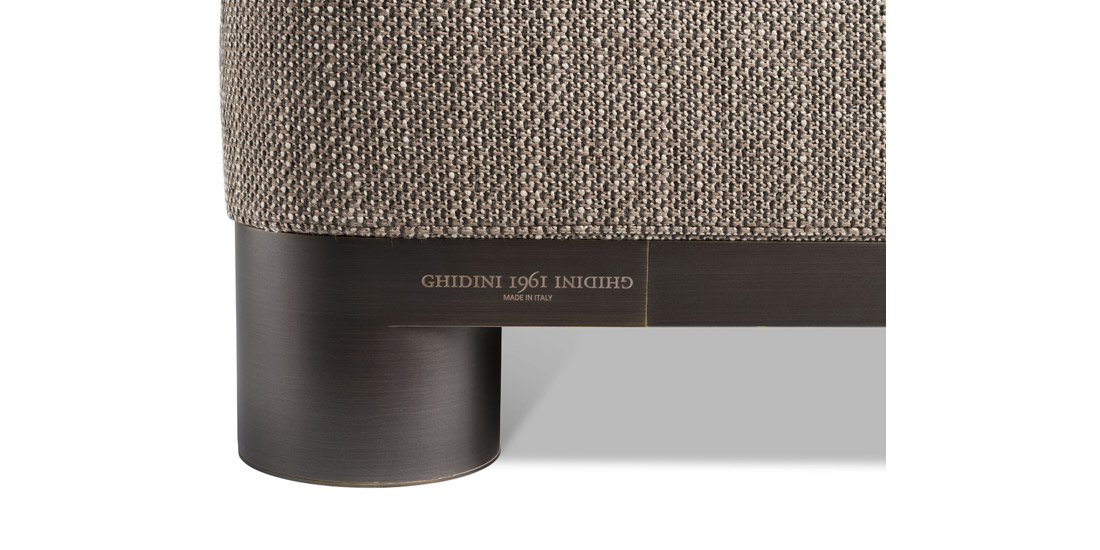 Bold Ottoman