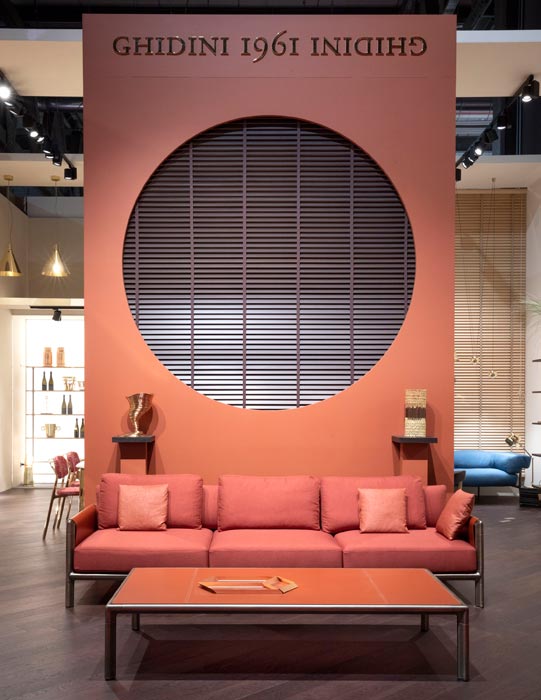 Frame Sofa