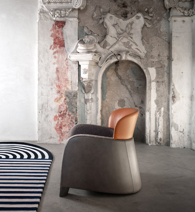 Bucket Lounge Chair
