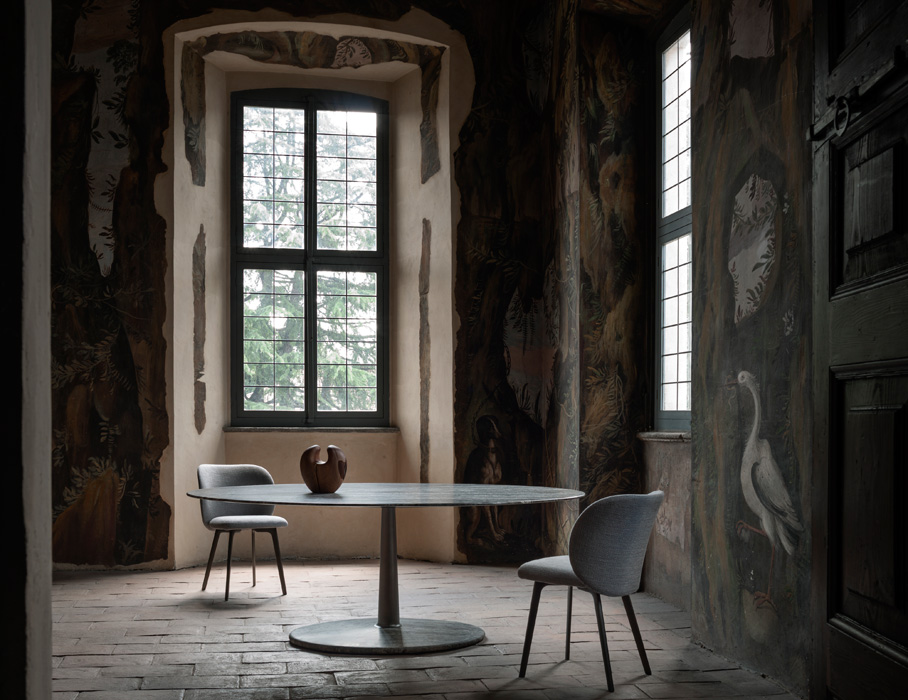 Arnold Dining Table