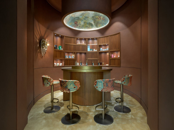 Hillary Stools by Richard Hutten