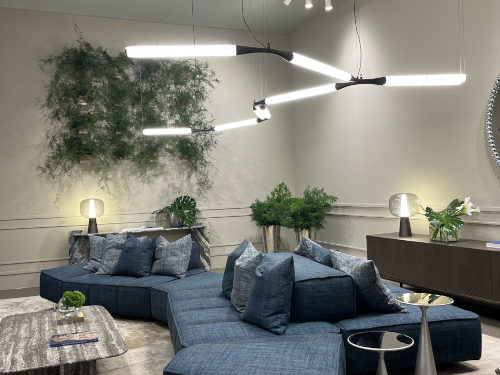 Settebello sofa - Ypsilon suspension lamp - Cono side tables - Cards coffee table and console