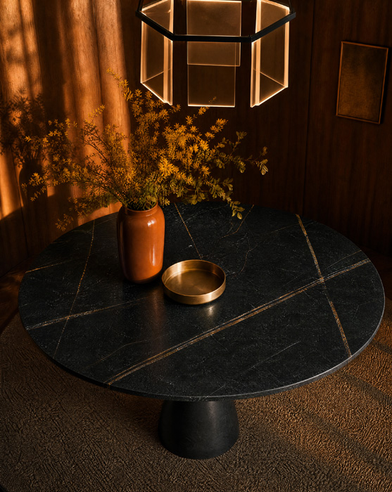 Lancillotto Dining Table