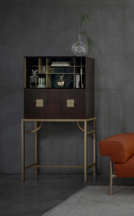Zuan Bar Cabinet
